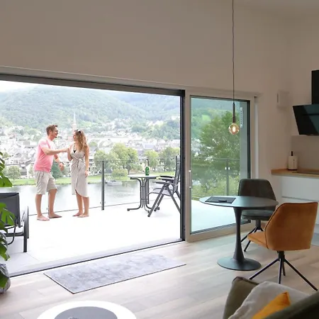 Mv Roemervilla, Lofts & Penthouses Mit Traumhaftem Moselpanoramablick Und Sauna Treis-Karden Exterior photo