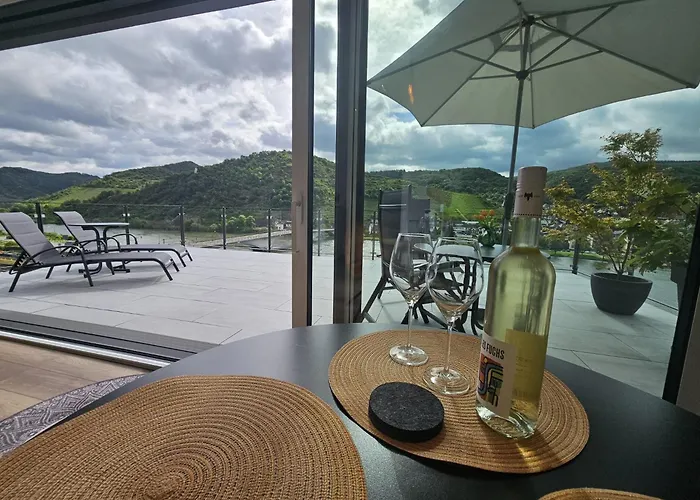 Mv Roemervilla, Lofts & Penthouses Mit Traumhaftem Moselpanoramablick Und Sauna