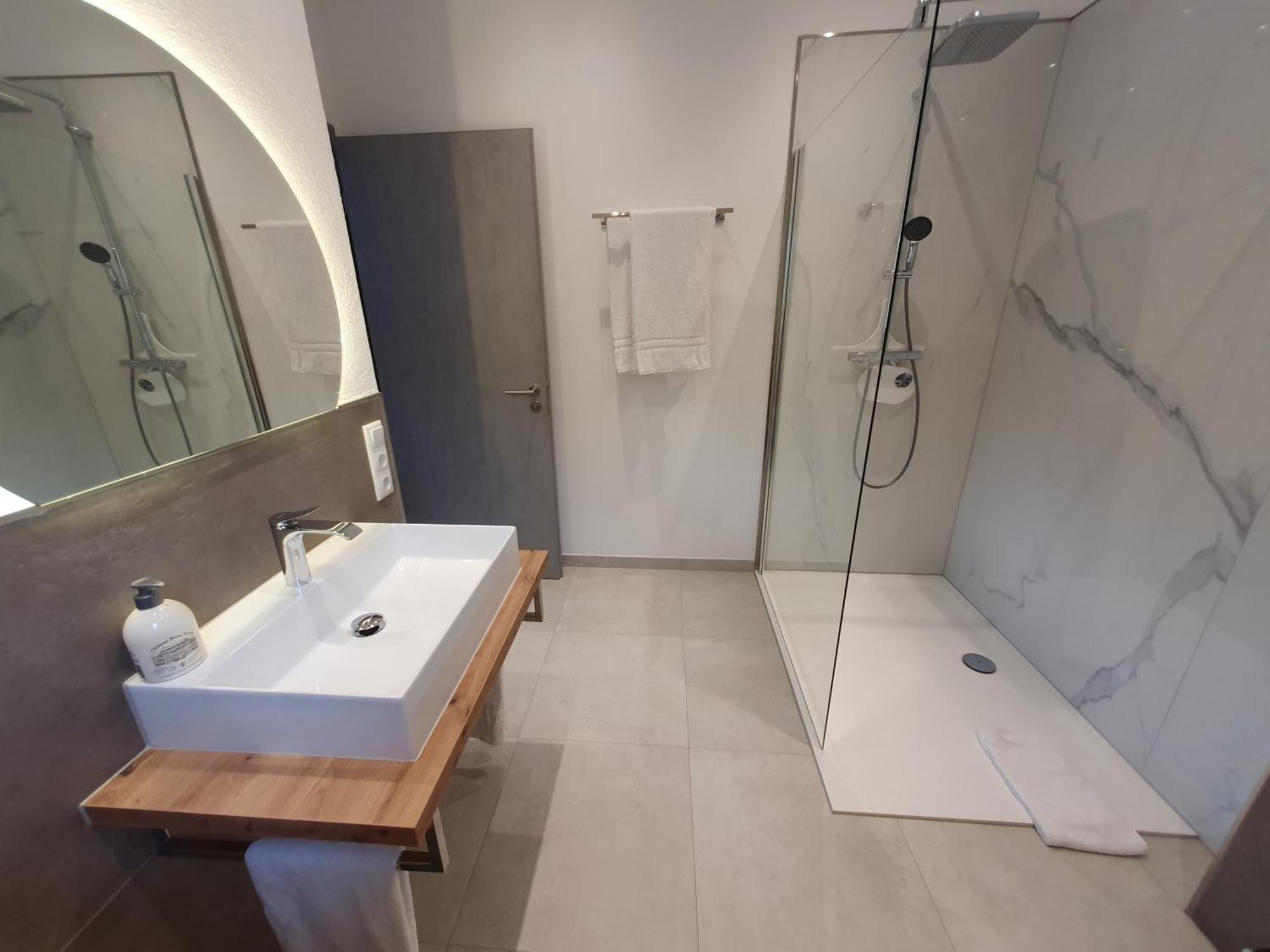 Mv Roemervilla, Lofts & Penthouses Mit Traumhaftem Moselpanoramablick Und Sauna